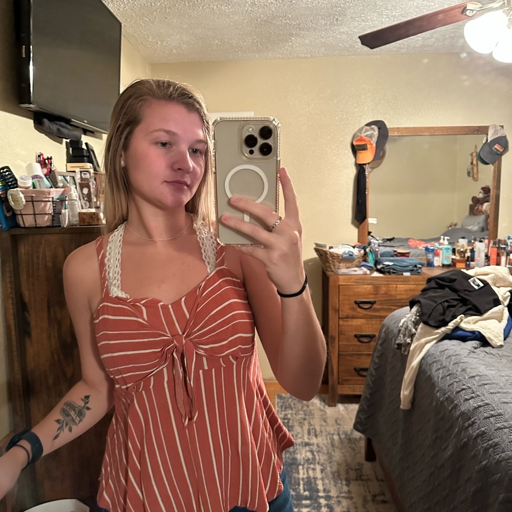 Maurice’s tank top